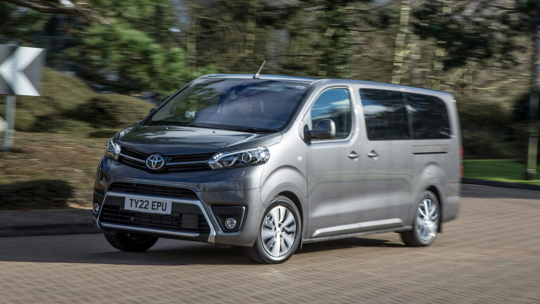 The Best 8 Seater Cars (2021) Carwow