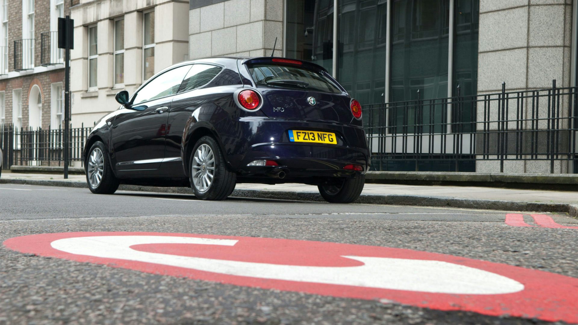 Do electric cars pay the Congestion Charge? carwow