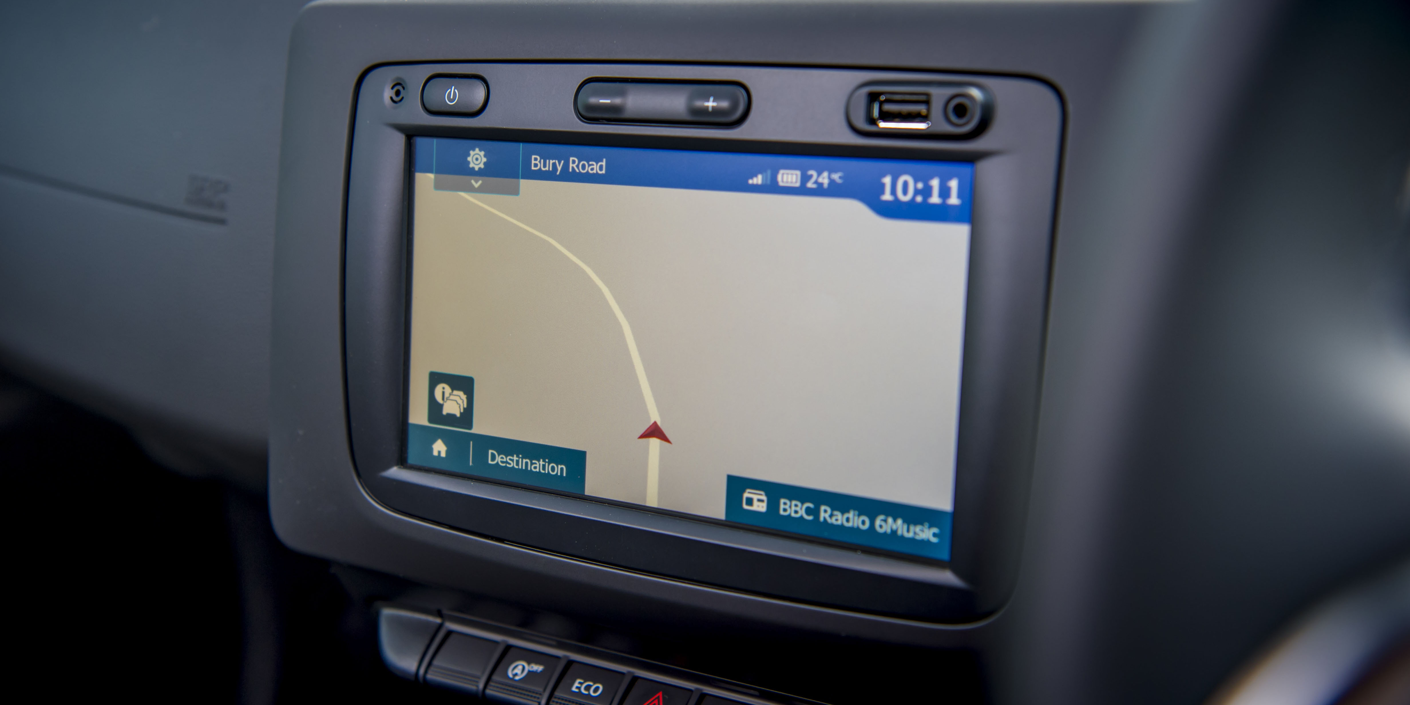 Dacia Duster Interior & Infotainment carwow