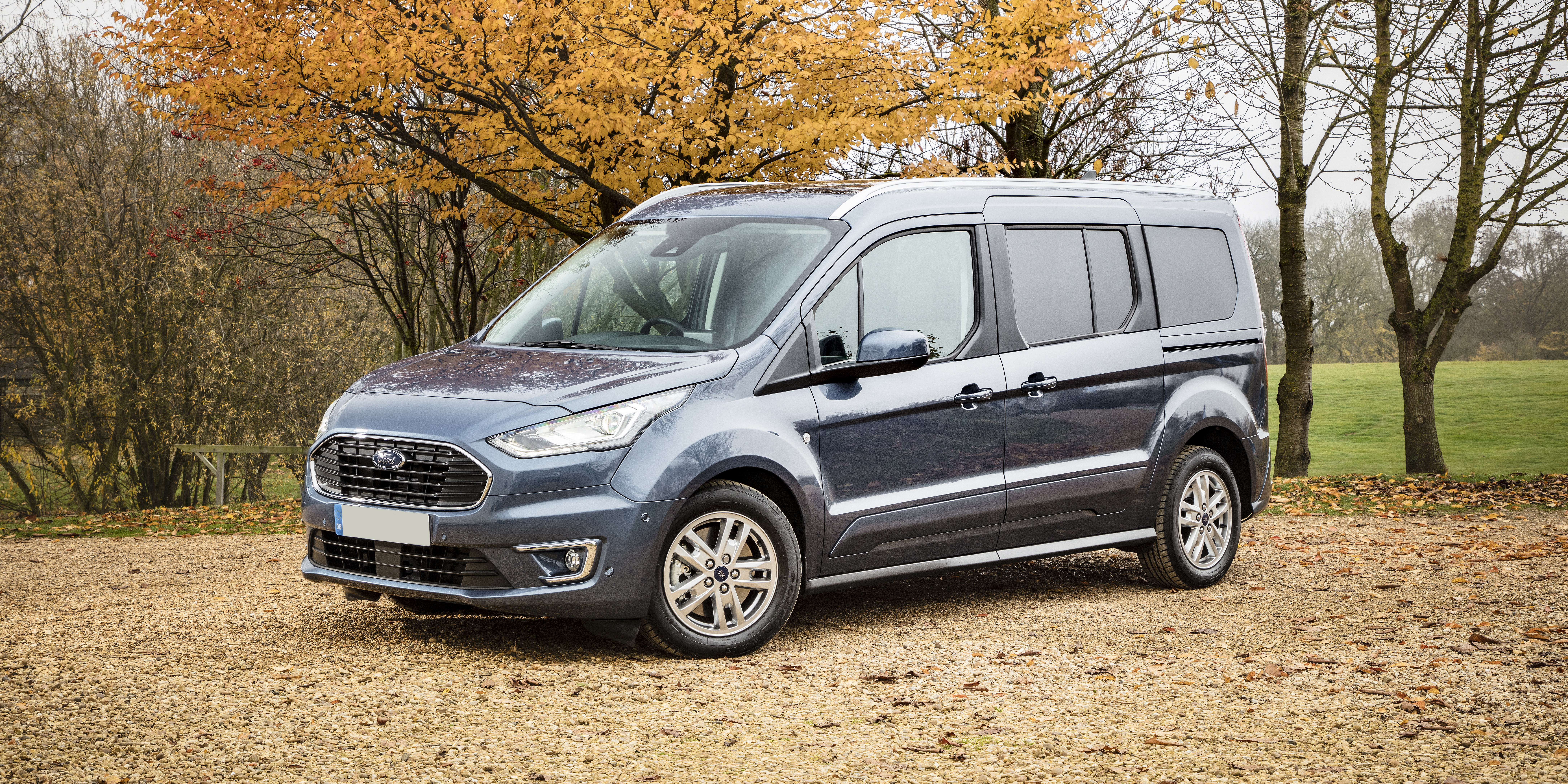 New Ford Grand Tourneo Connect Review | Carwow