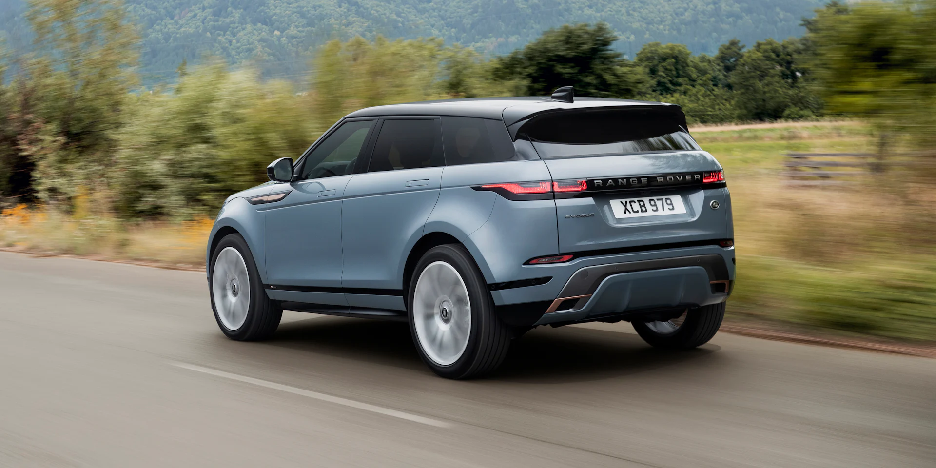 Land Rover vs Range Rover | carwow