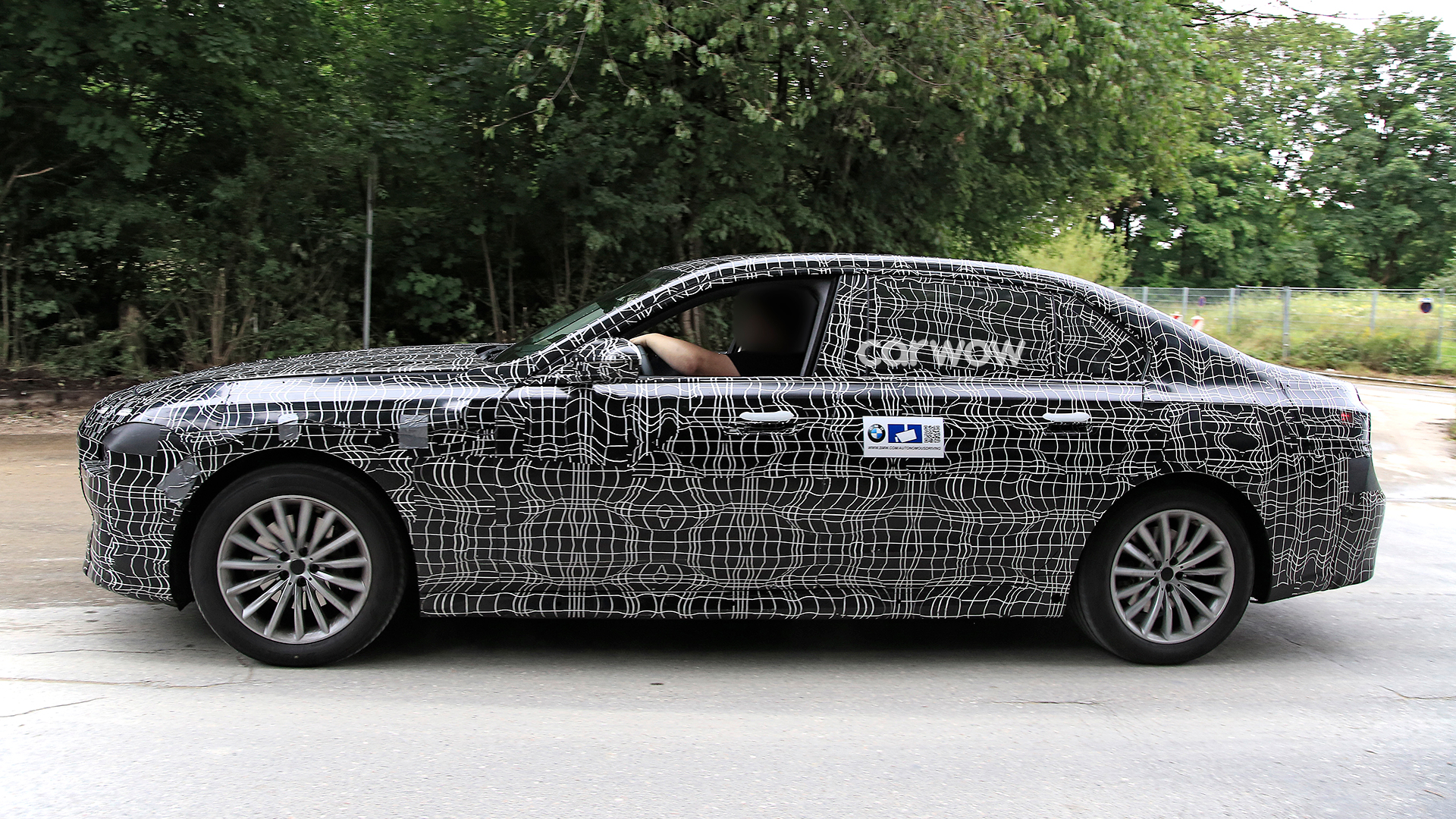 New 2022 BMW 7 Series spotted: price, specs and release date | carwow