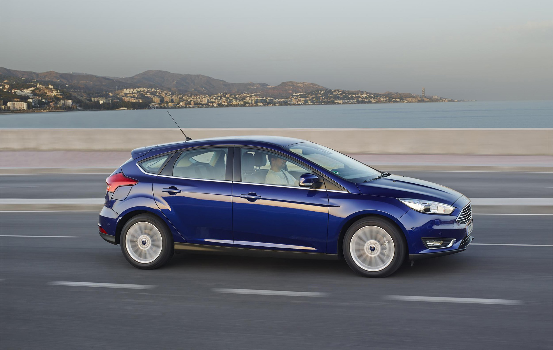 2015 Ford Focus Summary | Carwow