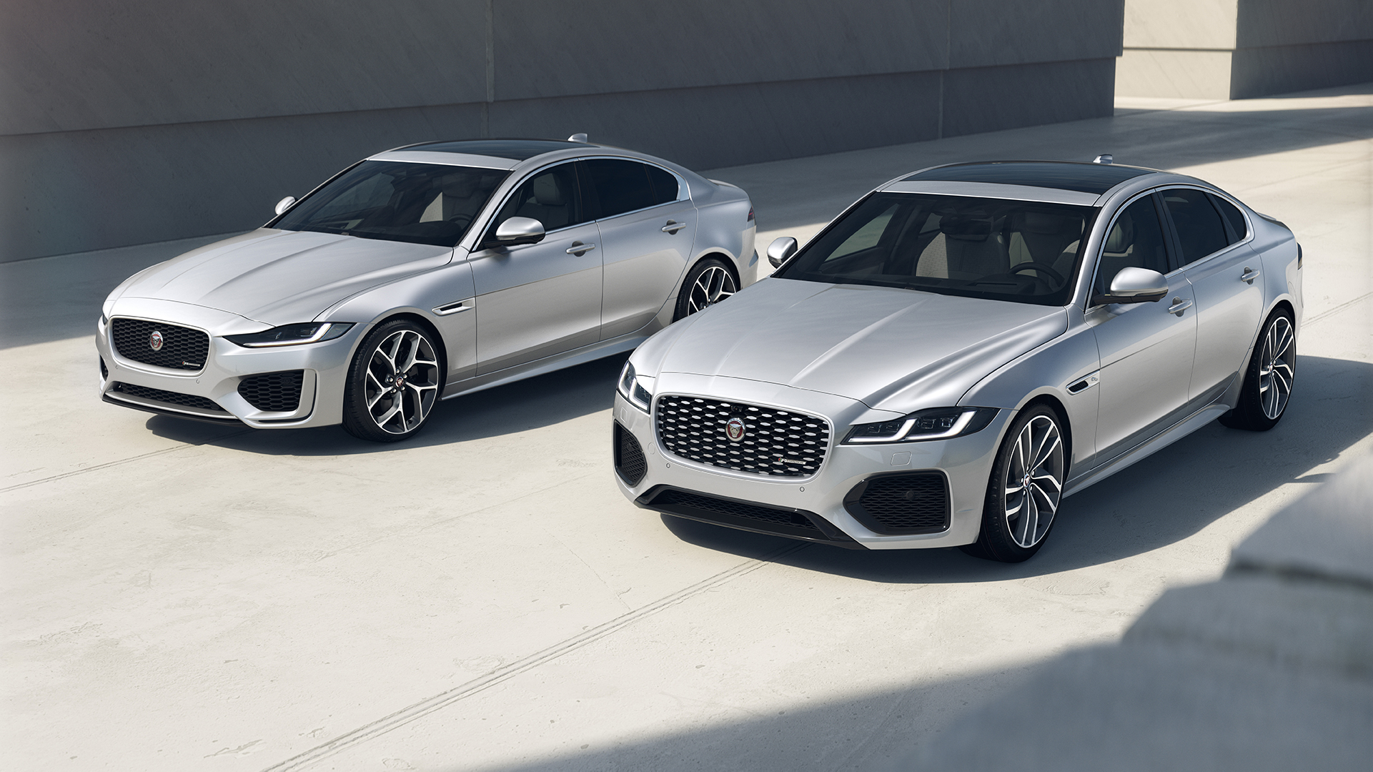 whats the difference between jaguar xf and xe