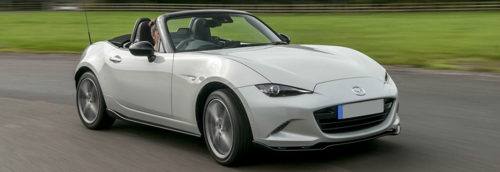The UK's cheapest convertible sports cars | carwow