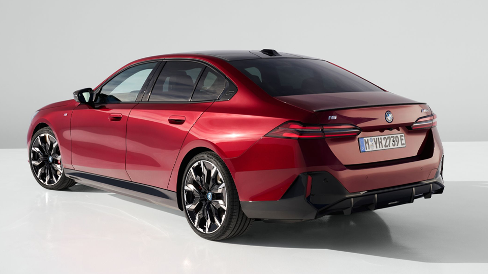 New BMW 5 Series and electric i5 on sale now: prices start from £49,850 |  carwow