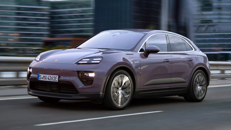 New Porsche Macan EV revealed: price and specs | carwow