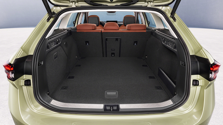 New Skoda Superb revealed: cavernous estate car gets even more spacious