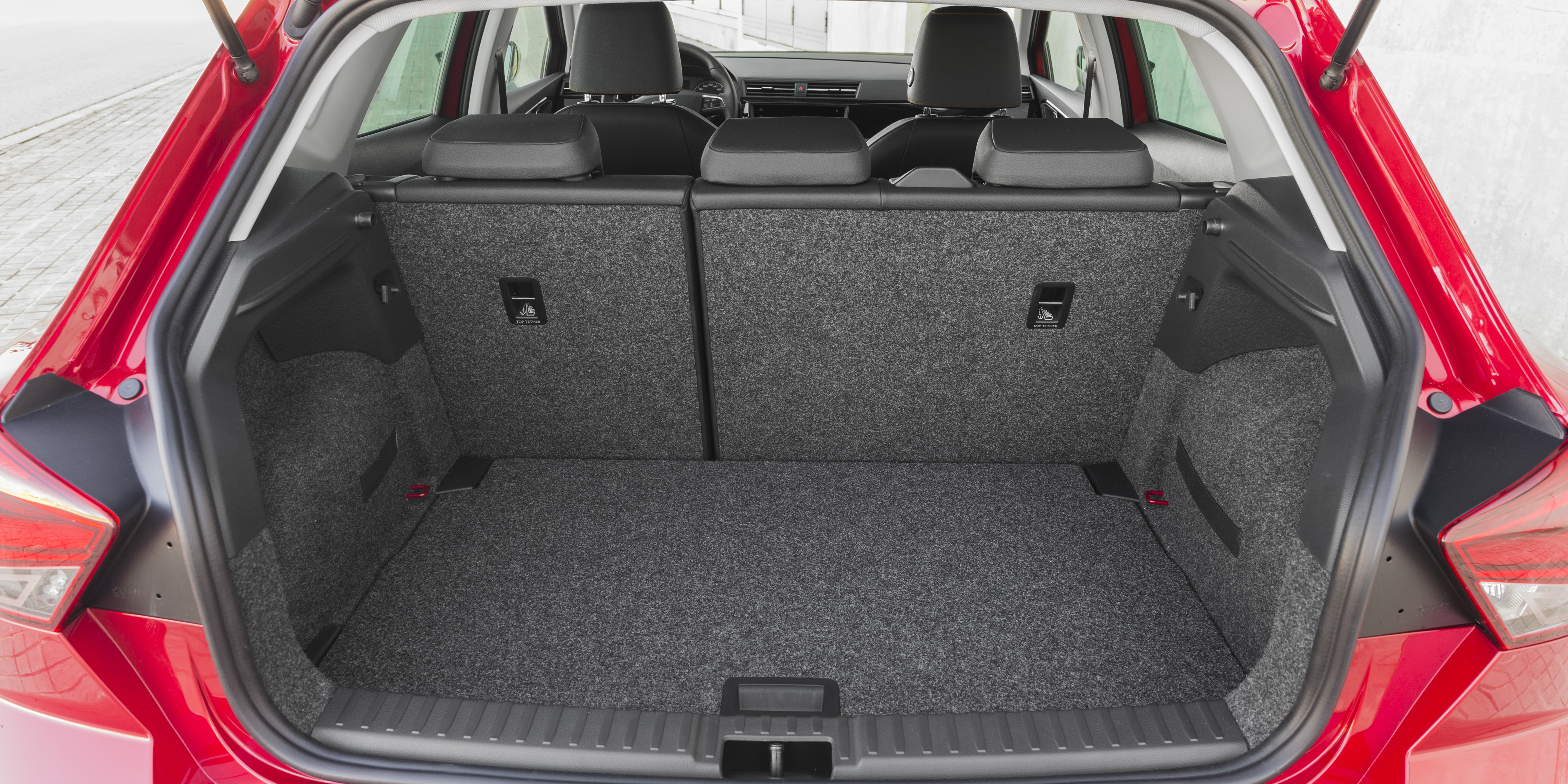 SEAT 2017 Review carwow