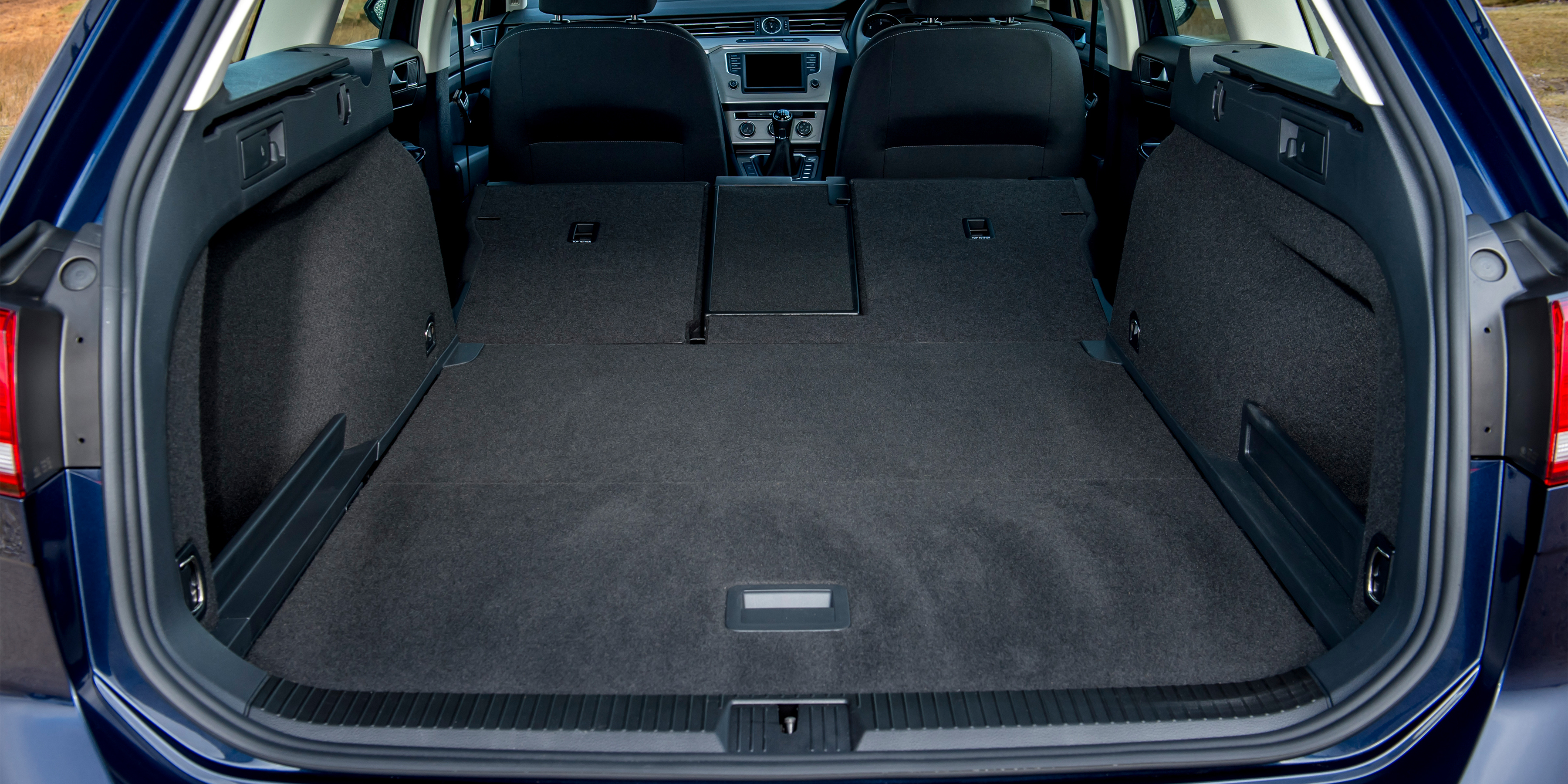 Volkswagen Passat Estate practicality and boot space carwow