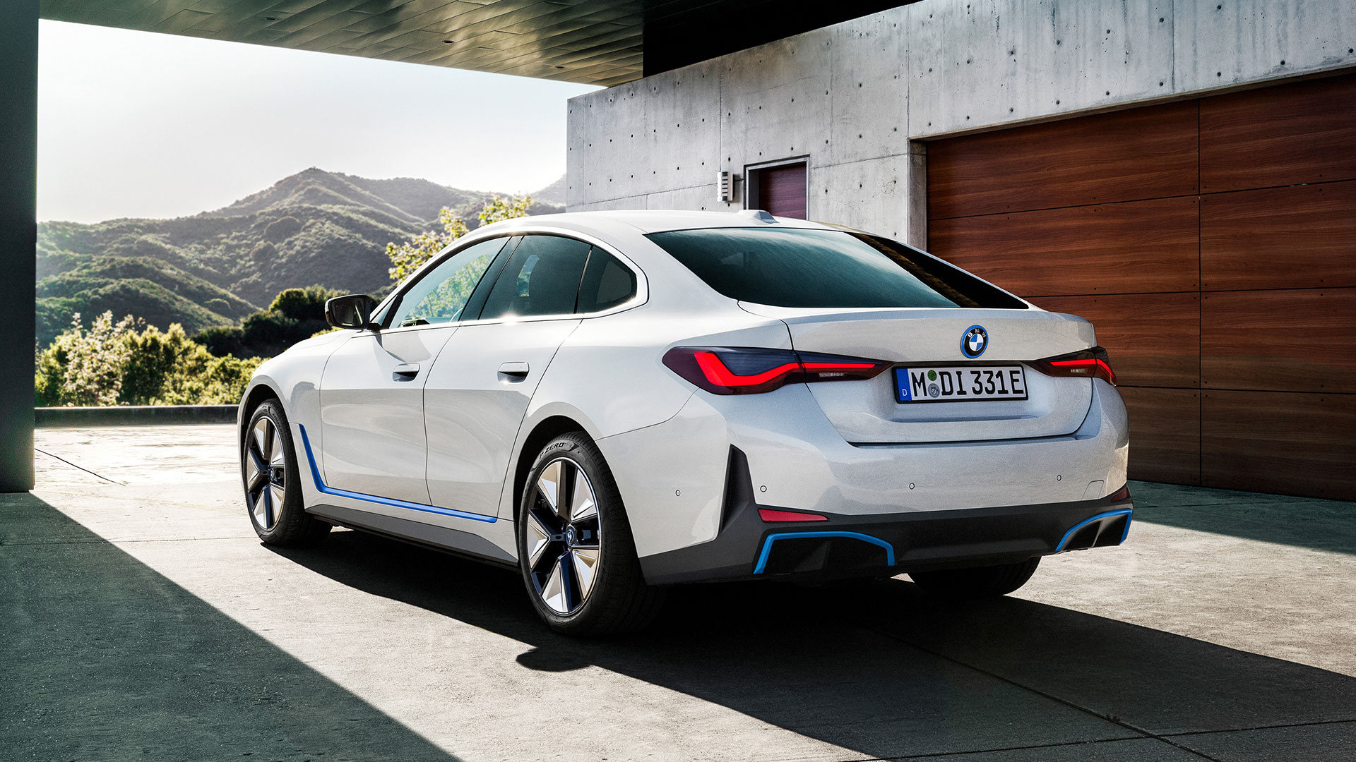 New 544hp BMW I4 M50 EV Revealed, UK Prices And Specs Confirmed | Carwow