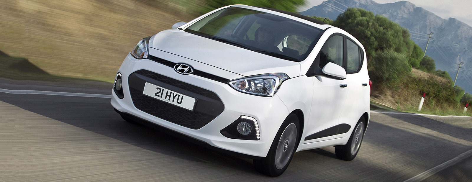 Top 10 easiest cars to park carwow