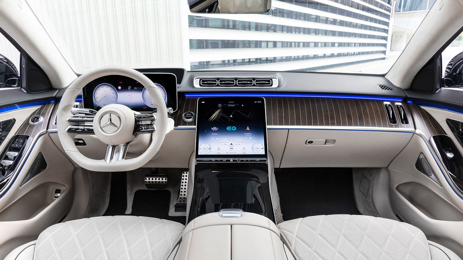 Mercedes S Class Interior White E1647339971956 ?auto=format&cs=tinysrgb&fit=clip&ixlib=rb 1.1.0&q=60&w=1536