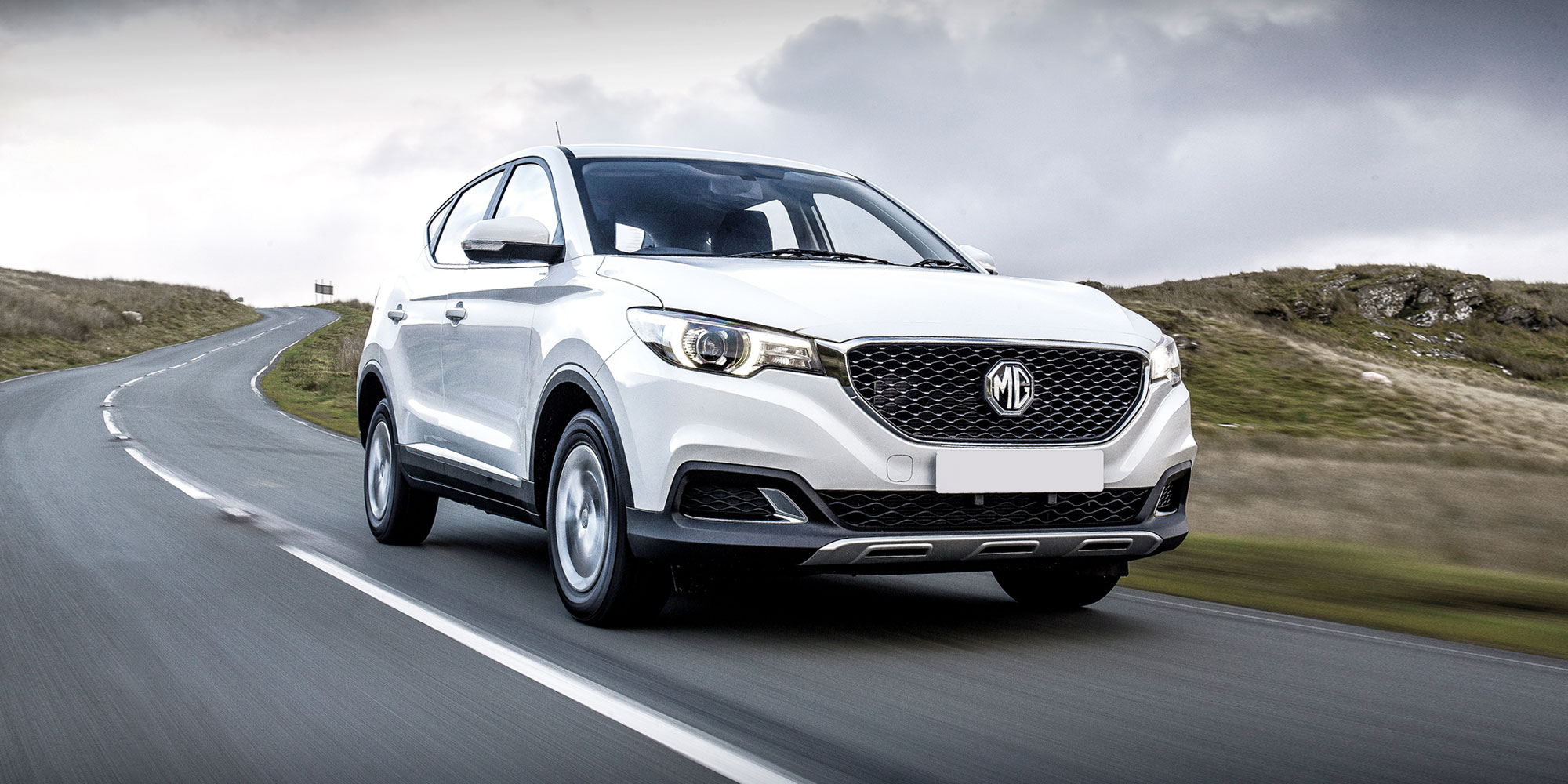 New MG ZS Review carwow