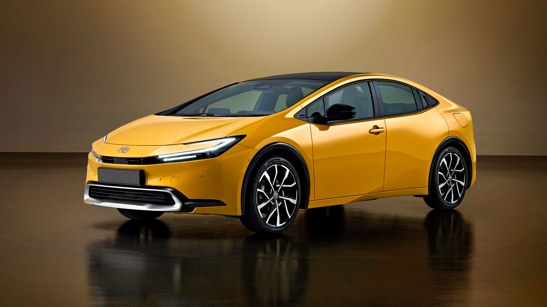 New Toyota Prius Revealed: UK's Forbidden Fruit In Detail | Carwow