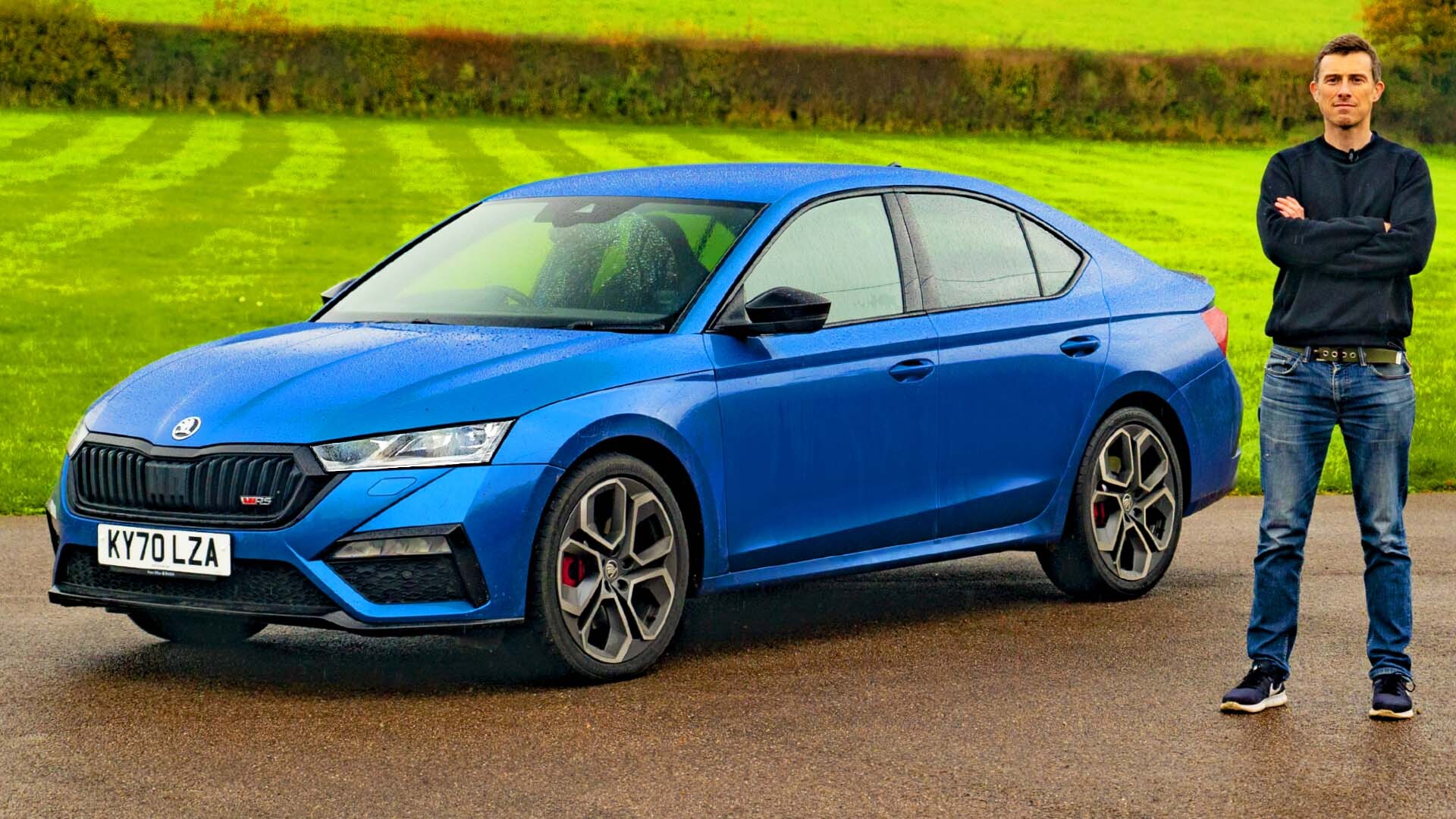 Skoda Octavia VRS Estate Review 2022 | Drive, Specs & Pricing | Carwow